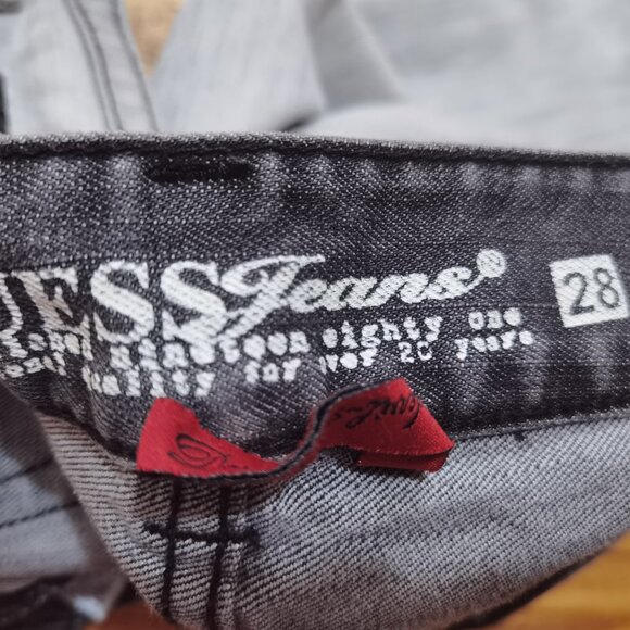 Guess grey black bleached faded jeans size 28 low rise - Picture 3 of 5